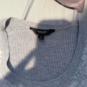 Simply Vera Vera Wang Light Gray Crew Neck Sweater
